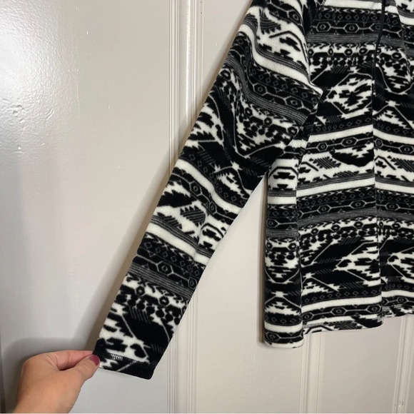 EDDIE BAUER Lightweight Aztec Print Fleece Half Zip black‎ white Size L - Picture 9 of 10